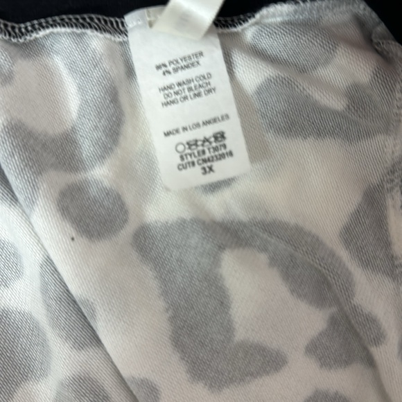 Now N Forever Animal Print Blouse - Picture 8 of 8